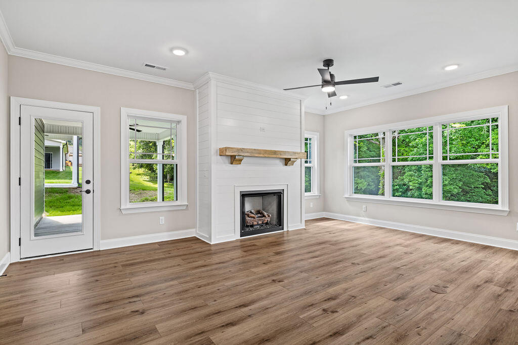 9816 Mayfly Road, Unit 72 Ooltewah, TN 37363 - Photo 24 of 38 Lynden-floor-plan-great-room-views