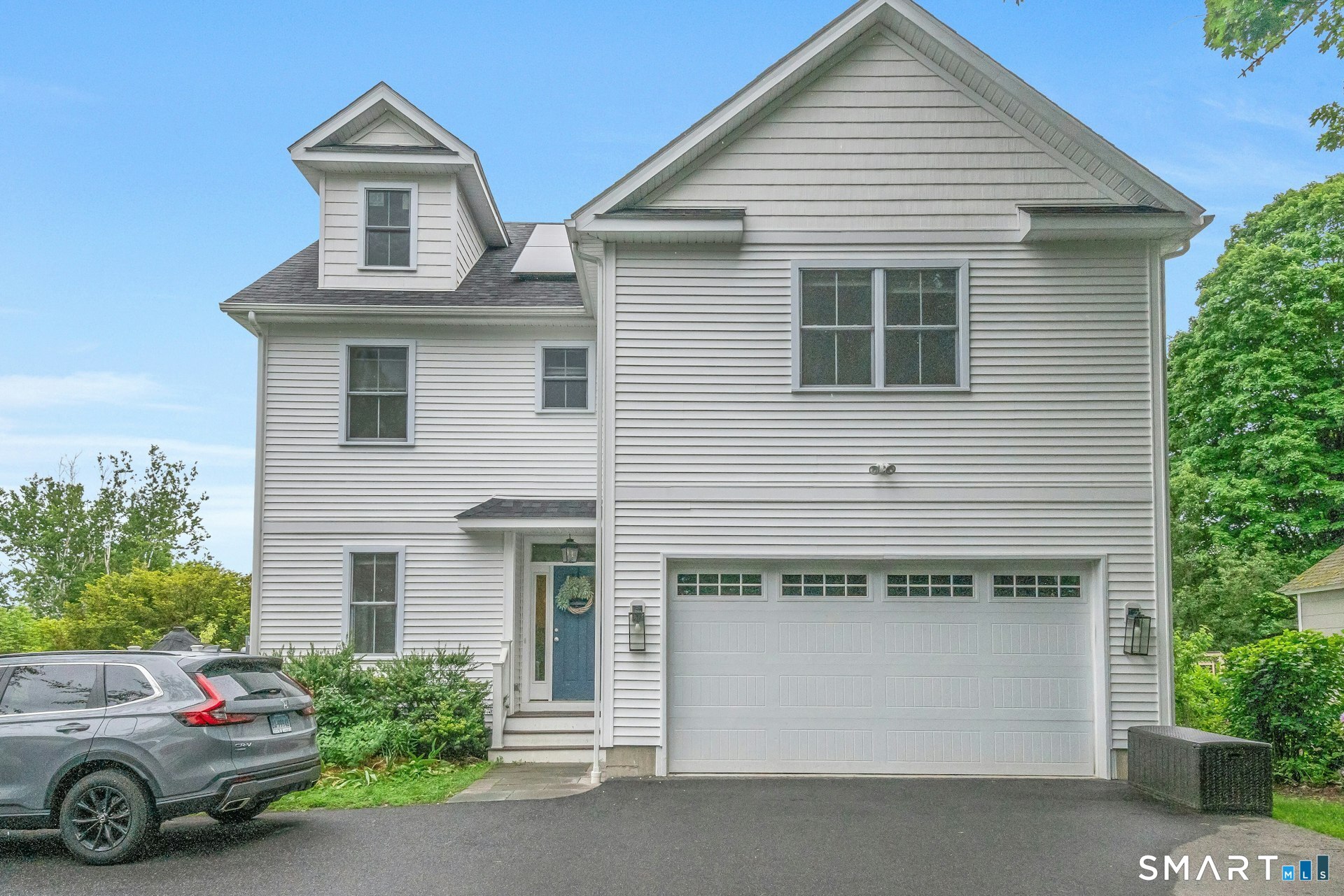 210 High Ridge Avenue Ridgefield, CT 06877 - Photo 1 of 31