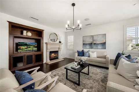 $1,200,000 | 18948 Spectacular Bid Lane, Yorba Linda, CA 92886