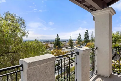 $1,200,000 | 18948 Spectacular Bid Lane, Yorba Linda, CA 92886