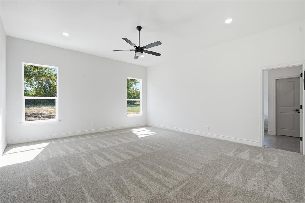 104 Springhill Ct. Springtown, TX 76082 - Photo 15 of 38 Gallery Image 15