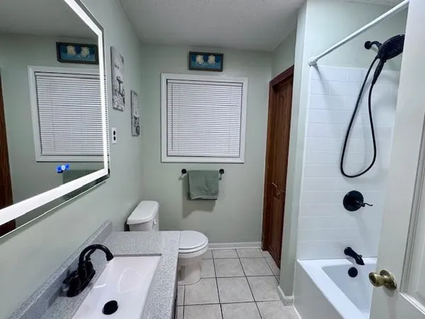 $415,000 | 1335 2000th Street, Iola, KS 66749