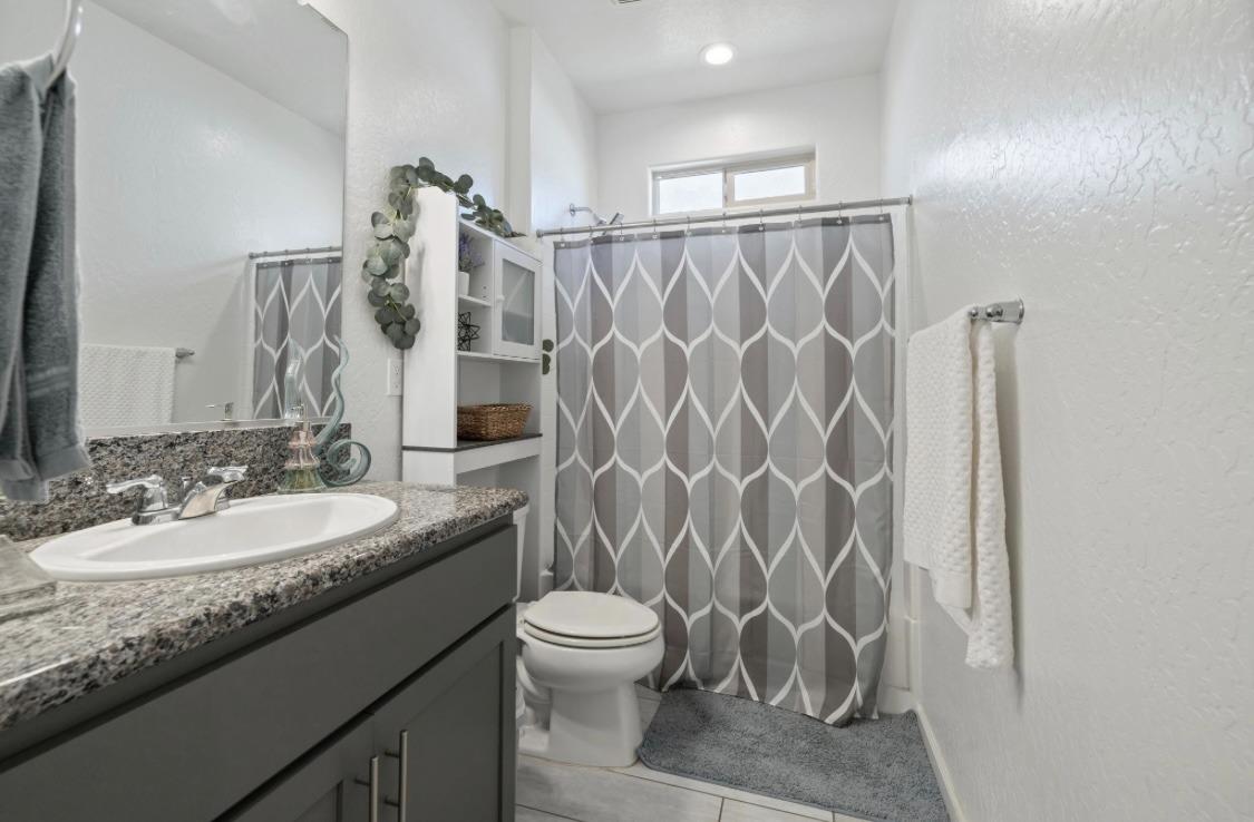 499 Daphne Lane Lemoore, CA 93245 - Photo 21 of 26