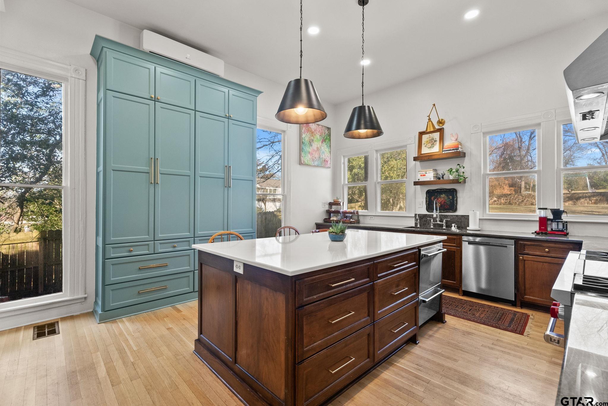 911 West Houston Street Tyler, TX 75702 - Photo 16 of 48