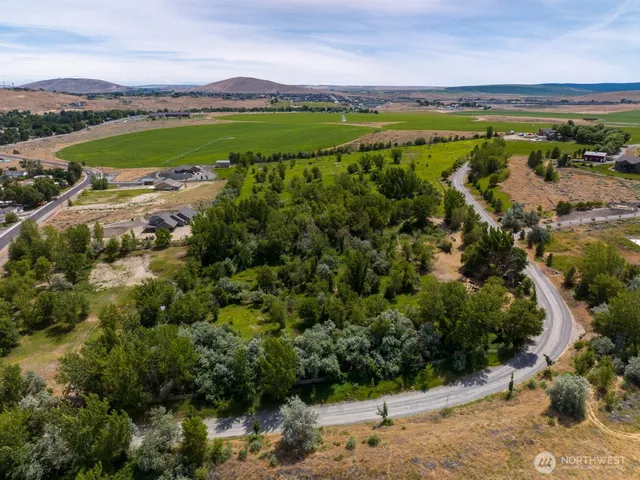 a view of an outdoor space with a lake view