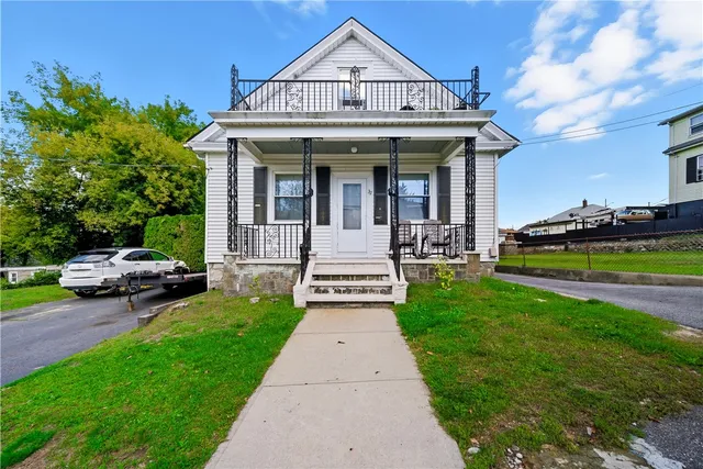 $499,000 | 32 Maplewood Avenue, Cranston, RI 02920