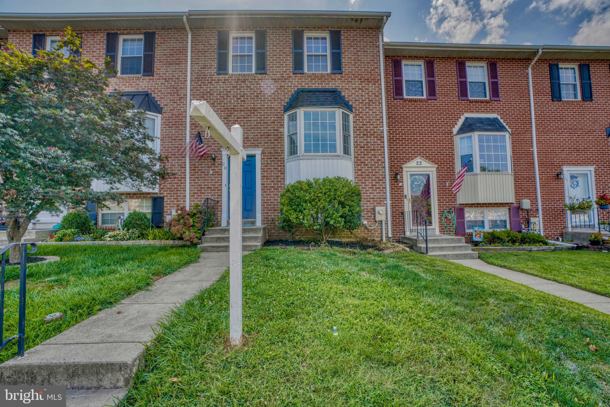 20 Powder View Court Baltimore, MD 21236 - Photo 2 of 37 Bay window with front kitchen