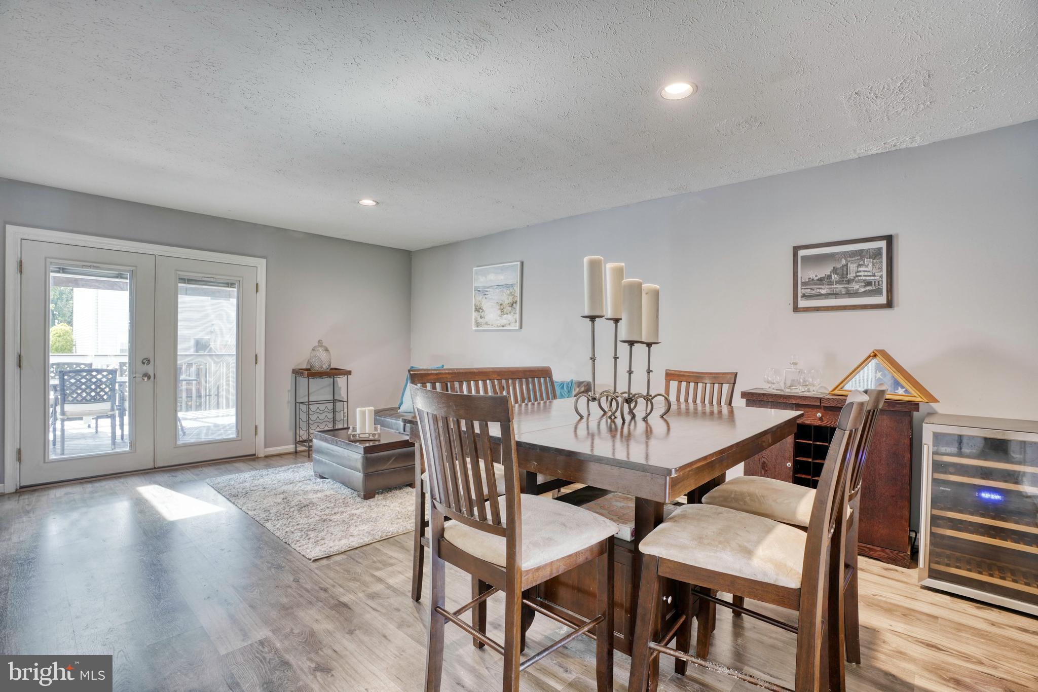 20 Powder View Court Baltimore, MD 21236 - Photo 11 of 37 Bright and open dining area