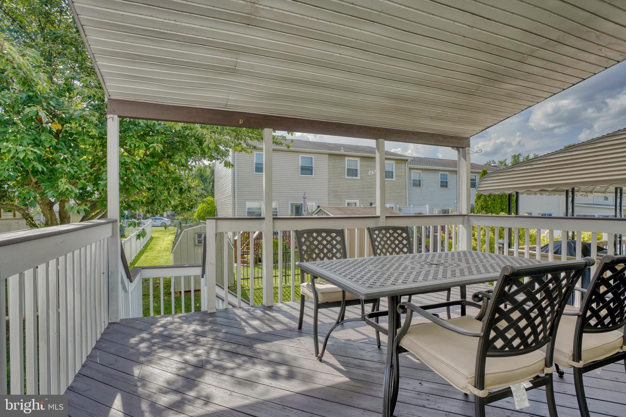 20 Powder View Court Baltimore, MD 21236 - Photo 35 of 37 Perfect for dining al fresco!