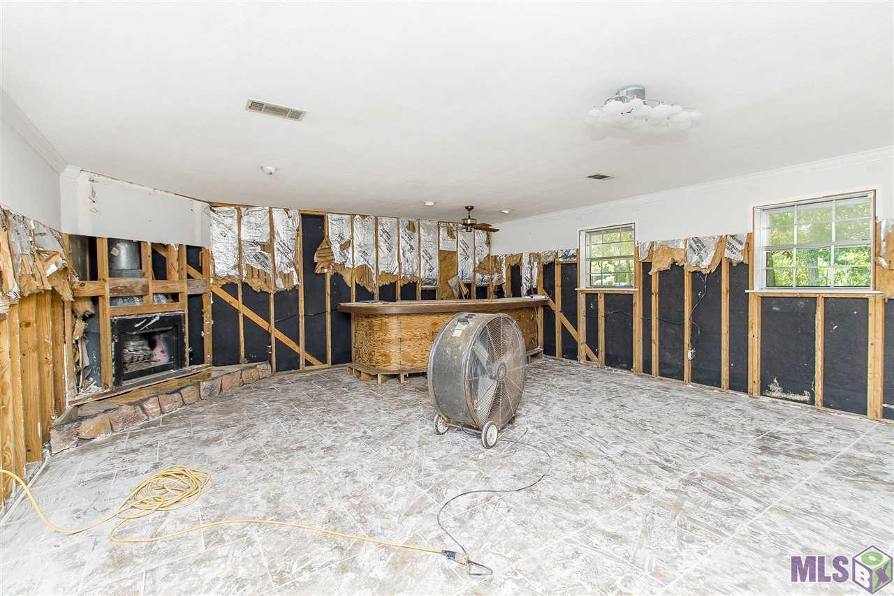 11110 Savoy Road St. Amant, LA 70774 - Photo 12 of 28 Gallery Image 12