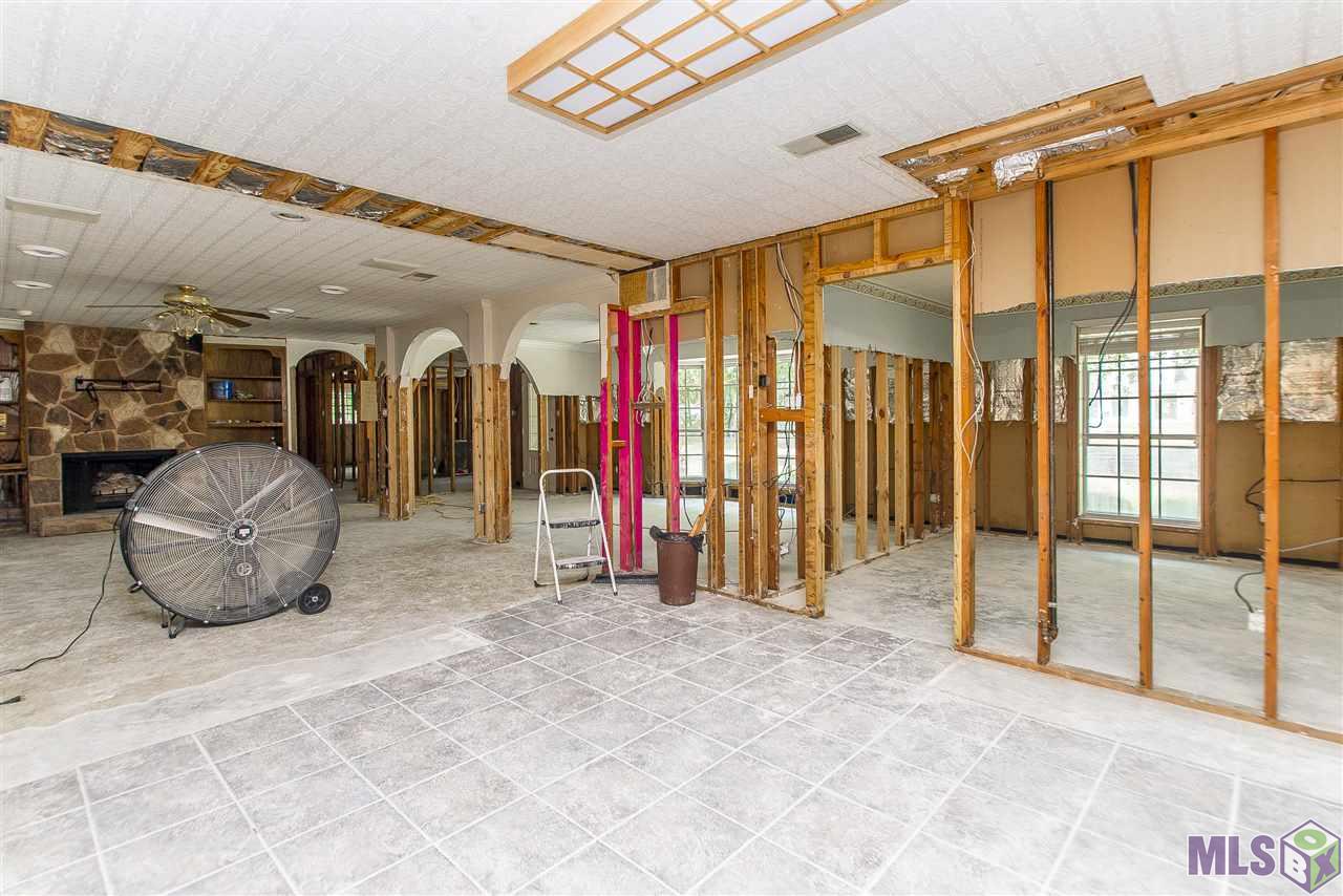11110 Savoy Road St. Amant, LA 70774 - Photo 15 of 28 Gallery Image 15