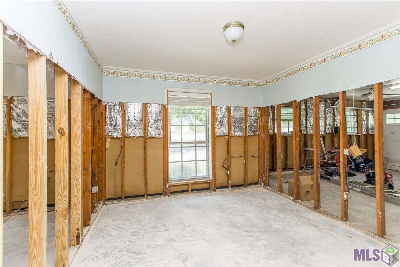 11110 Savoy Road St. Amant, LA 70774 - Photo 16 of 28 Gallery Image 16