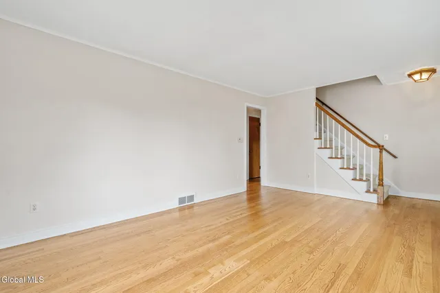 $349,900 | 105 Overlook Avenue, Colonie, NY 12110