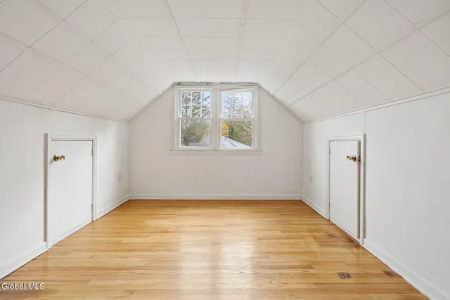 $349,900 | 105 Overlook Avenue, Colonie, NY 12110