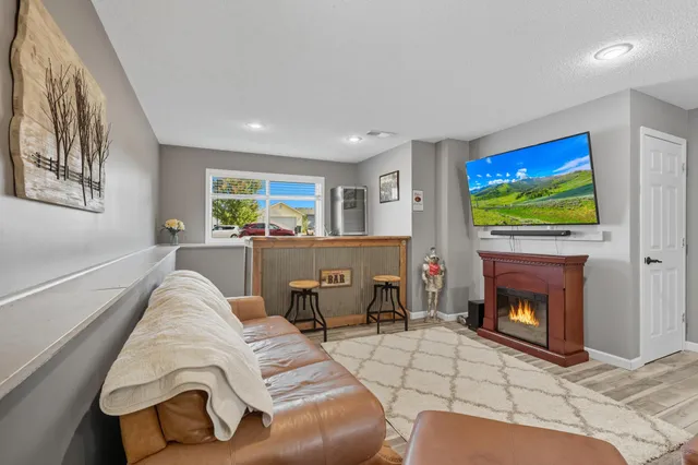 $319,900 | 1509 Killdeer Avenue, Sartell, MN 56377