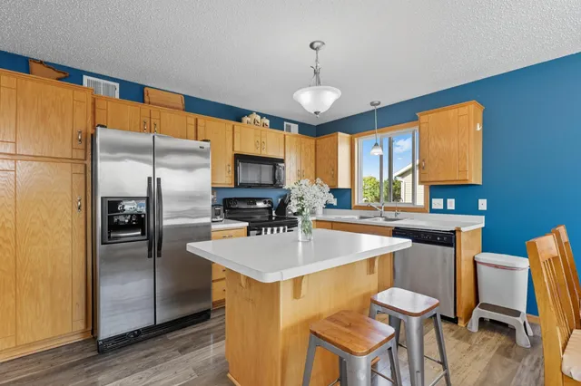 $319,900 | 1509 Killdeer Avenue, Sartell, MN 56377