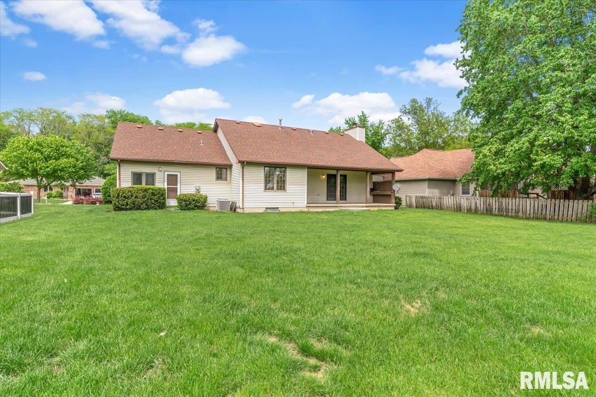 1204 Harmony Court Springfield, IL 62703 - Photo 33 of 35
