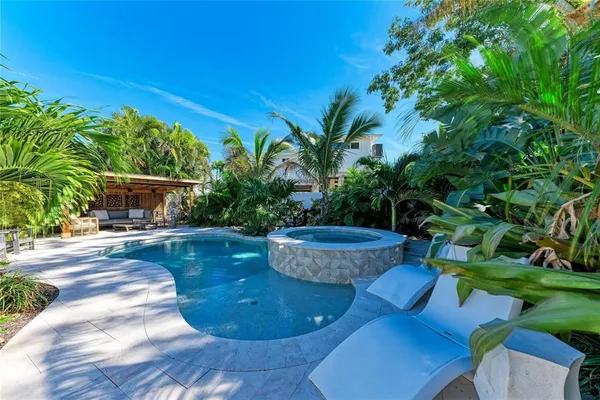 $6,500 | 730 Fox Street, Longboat Key, FL 34228