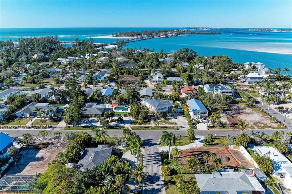 730 Fox Street Longboat Key, FL 34228 - Photo 7 of 40 a view of a city