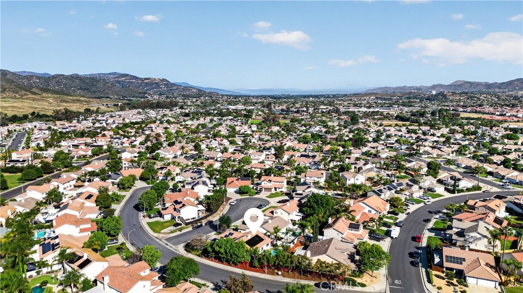 24501 Corte Rojelio Murrieta, CA 92562 - Photo 32 of 34