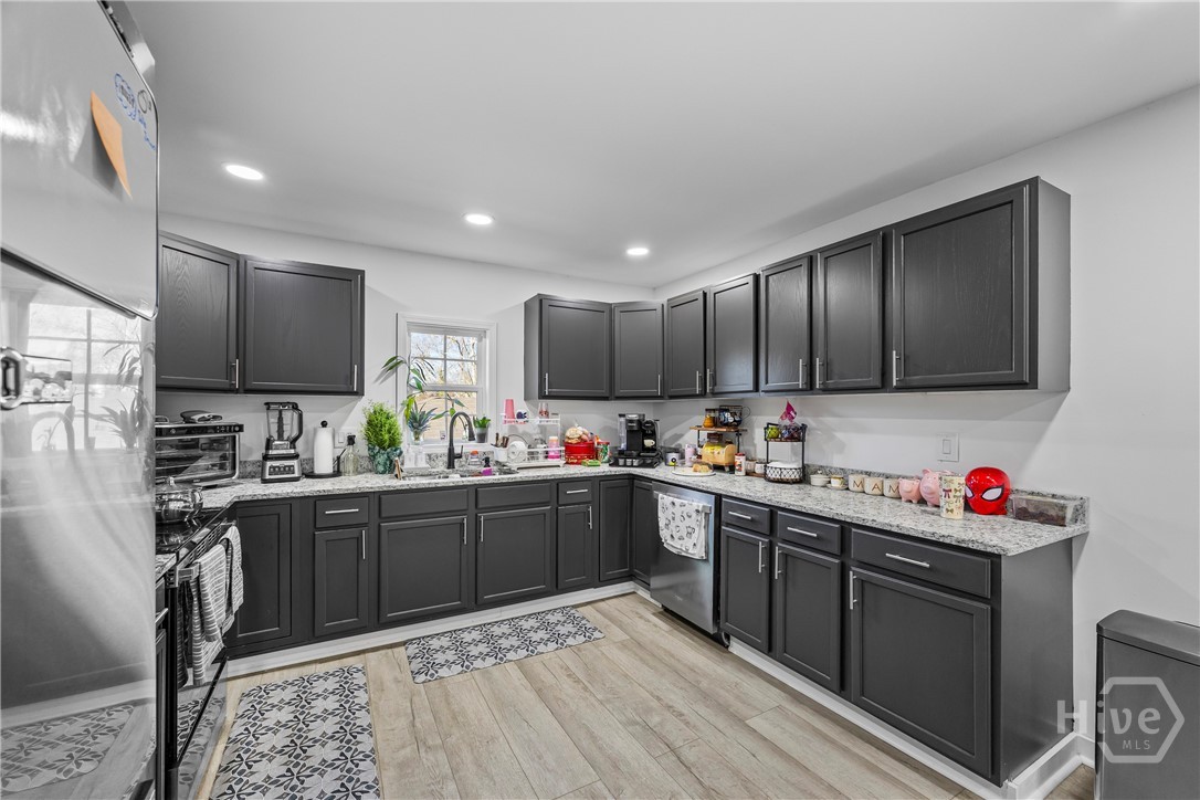 187 Bellview Street Winder, GA 30680 - Photo 8 of 28