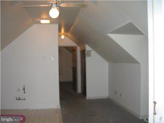16 Barbara Road Hatboro, PA 19040 - Photo 4 of 6