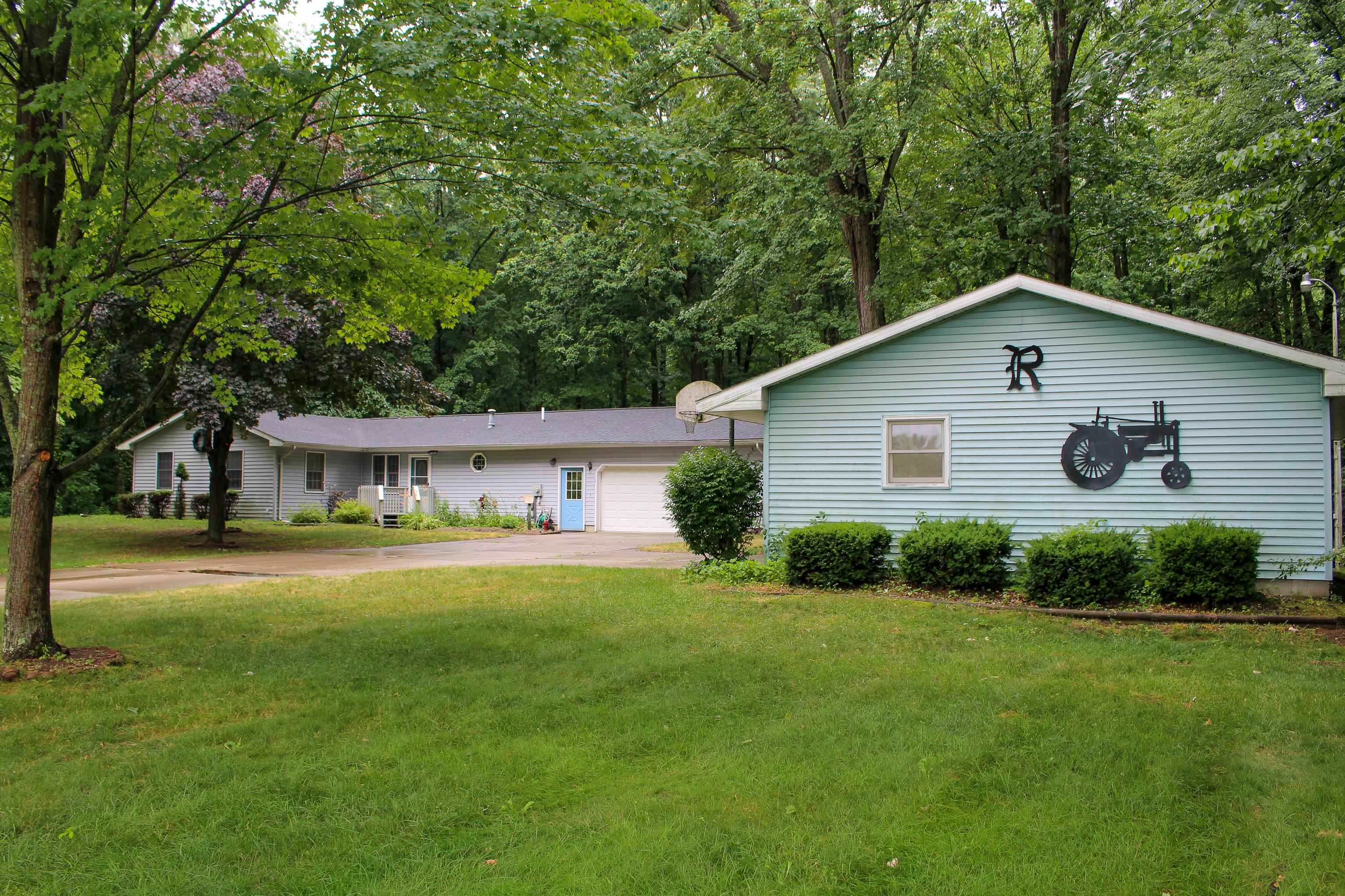 3380 South Genuine Road Mount Pleasant, MI 48858 - Photo 39 of 46 1902521-38.JPG