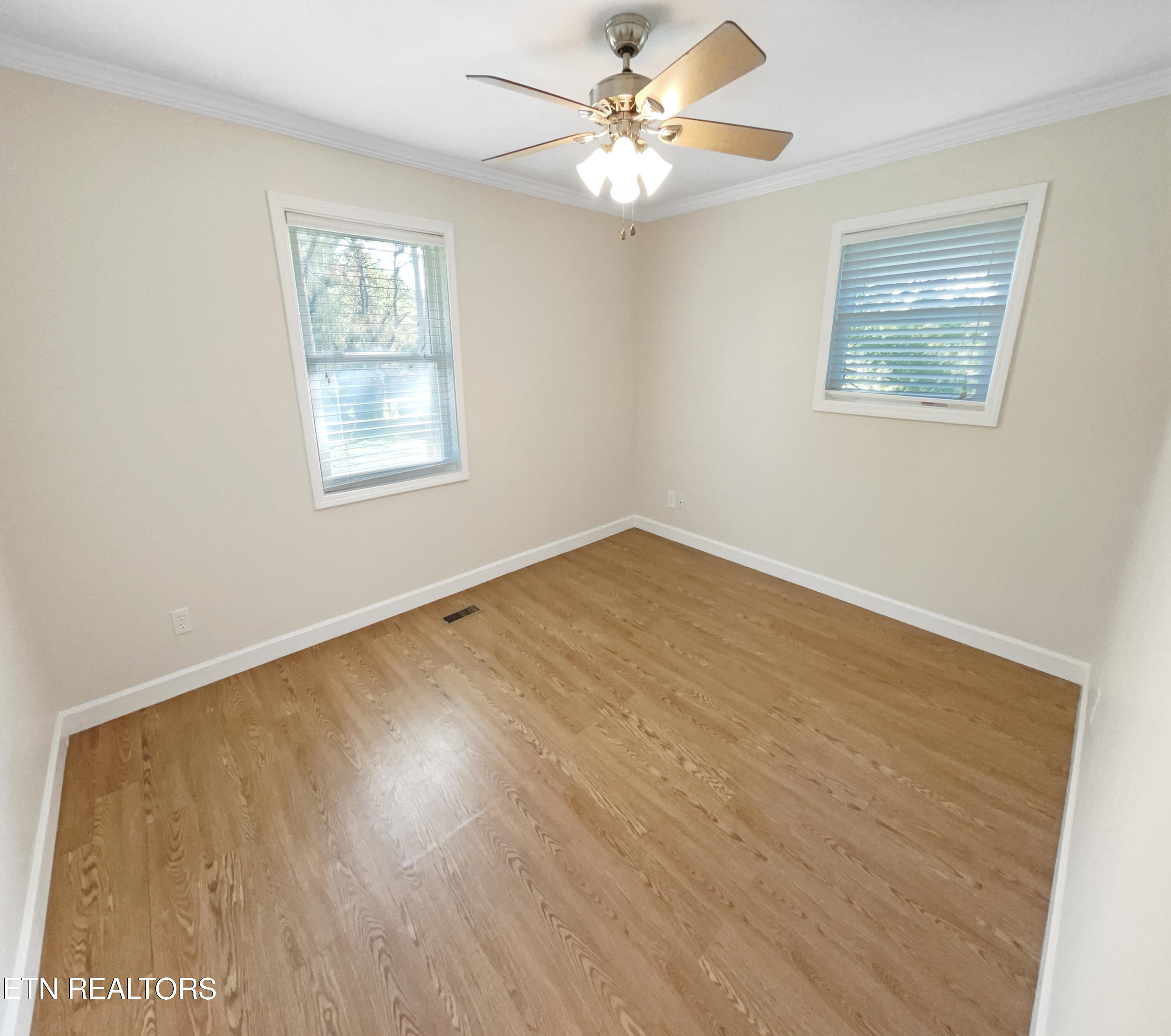 702 Hayes Street Alcoa, TN 37701 - Photo 14 of 20 listing_13