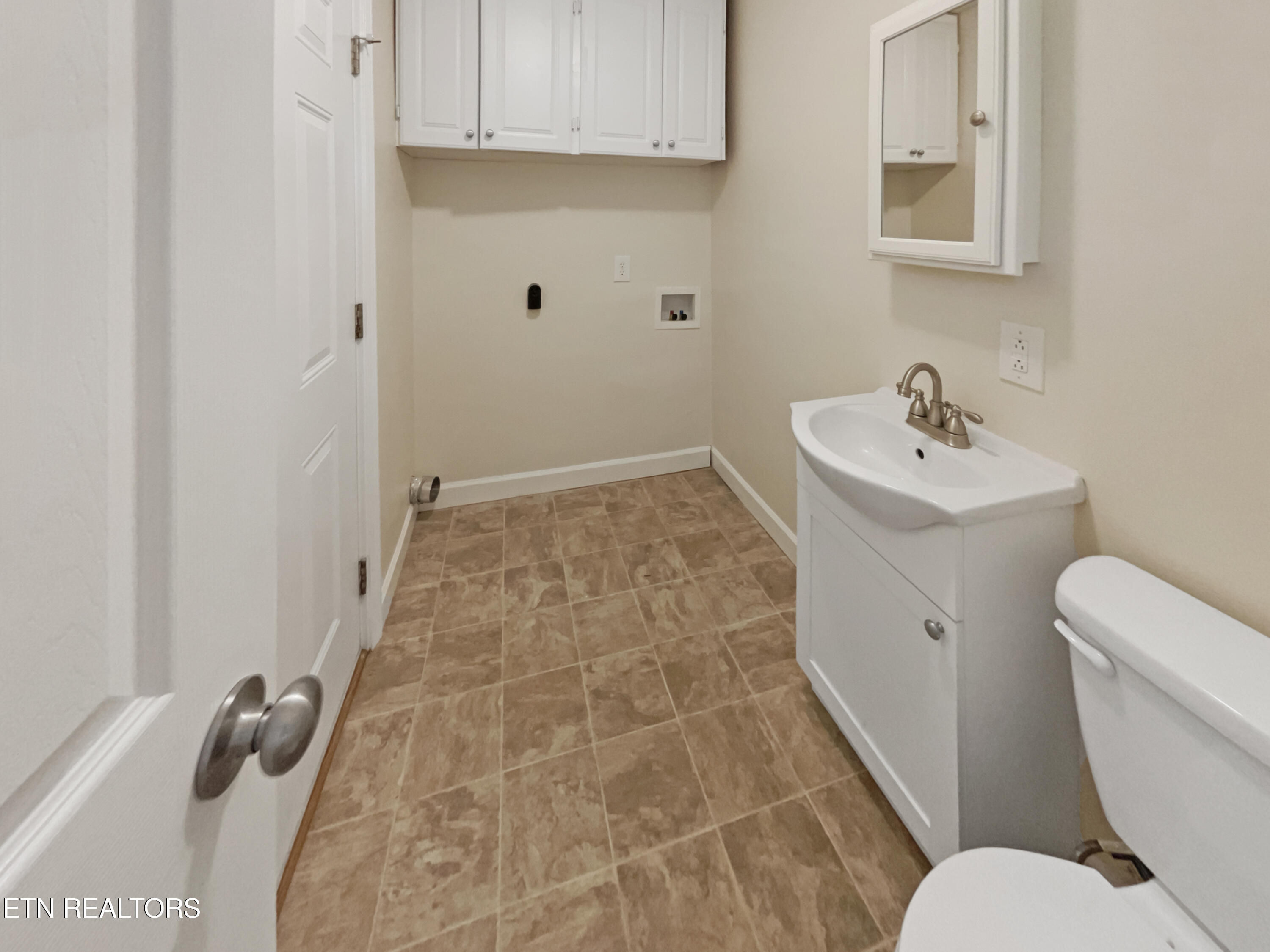 702 Hayes Street Alcoa, TN 37701 - Photo 6 of 20 listing_5