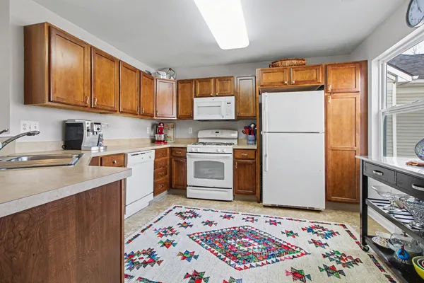 $279,900 | 536 Boulderstone Lane, Chelsea, MI 48118