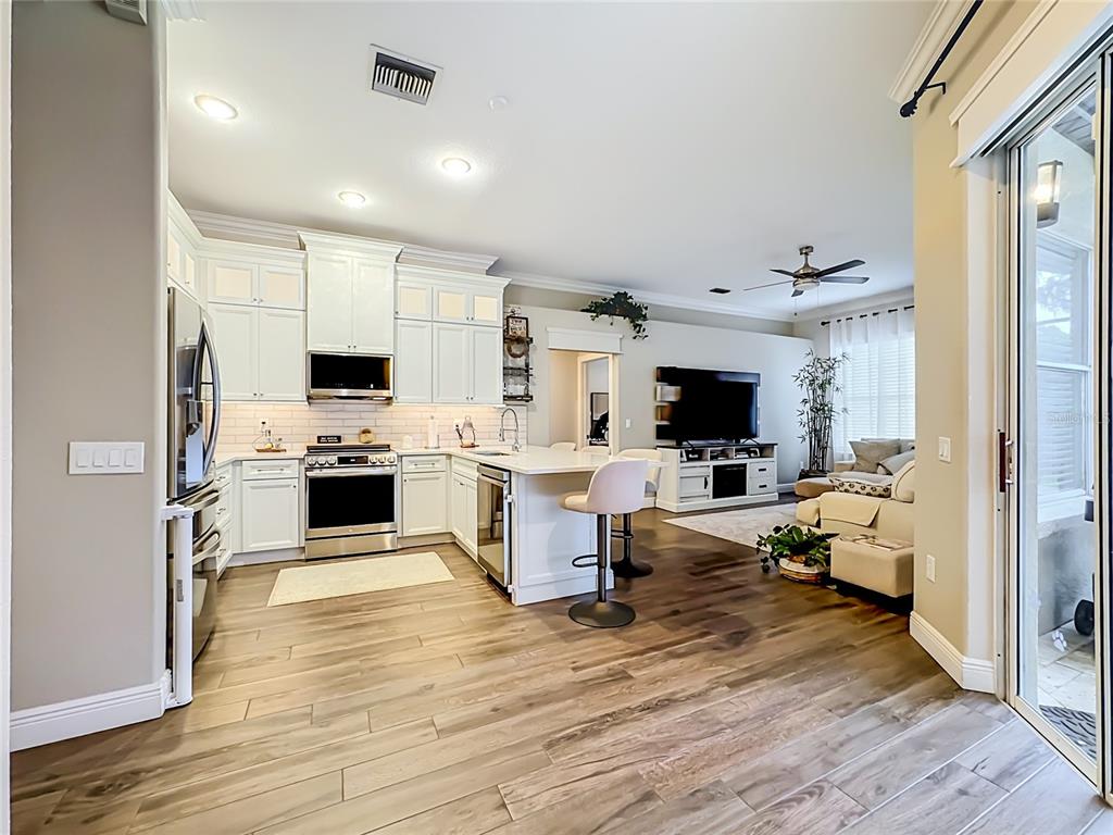 3605 Elk Ridge Lane Valrico, FL 33596 - Photo 9 of 30 Gallery Image 9
