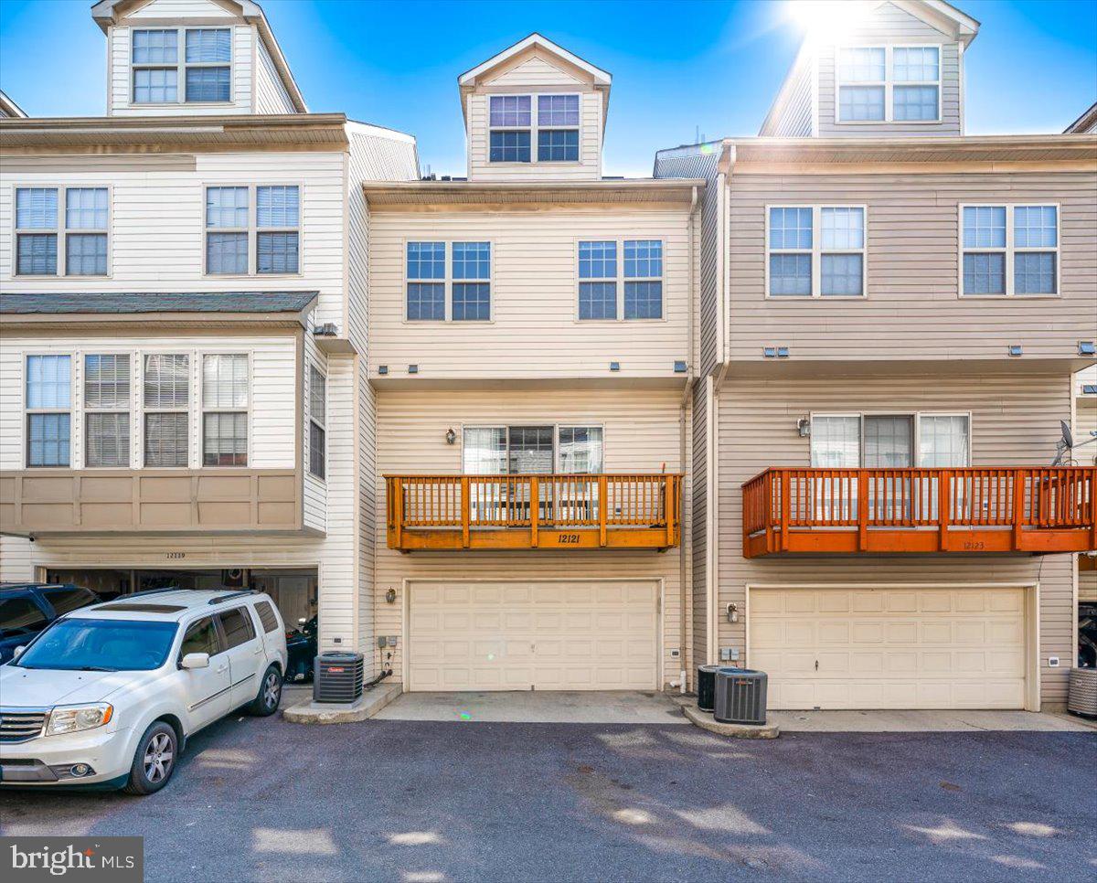 12121 Amber Ridge Circle Germantown, MD 20876 - Photo 4 of 47