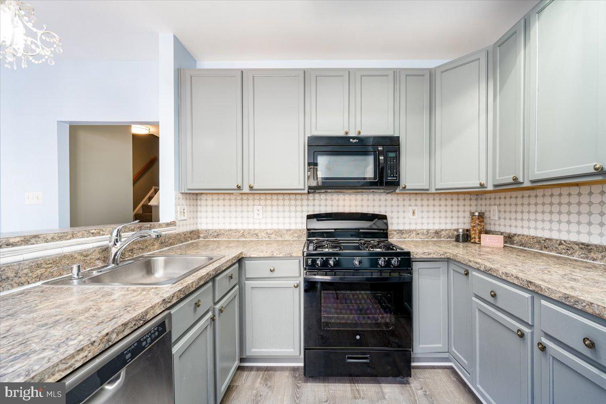 12121 Amber Ridge Circle Germantown, MD 20876 - Photo 10 of 47