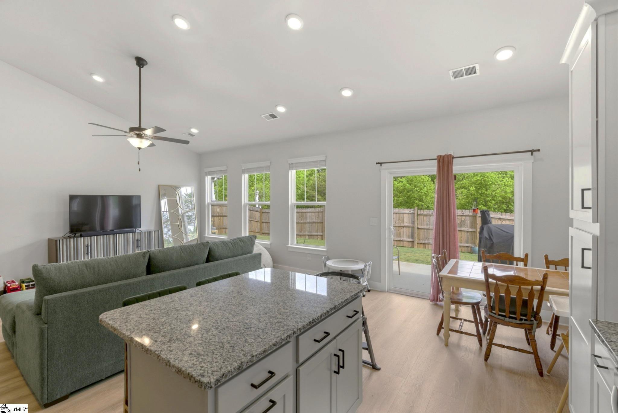 726 Judah Drive Moore, SC 29369 - Photo 8 of 28
