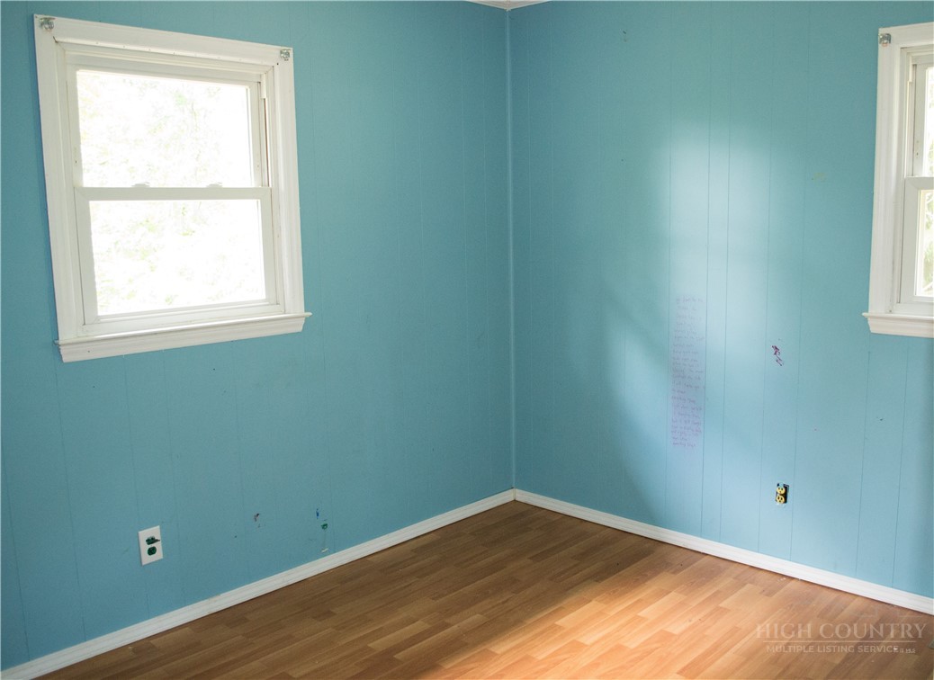147 Grandridge Road Sparta, NC 28675 - Photo 7 of 25