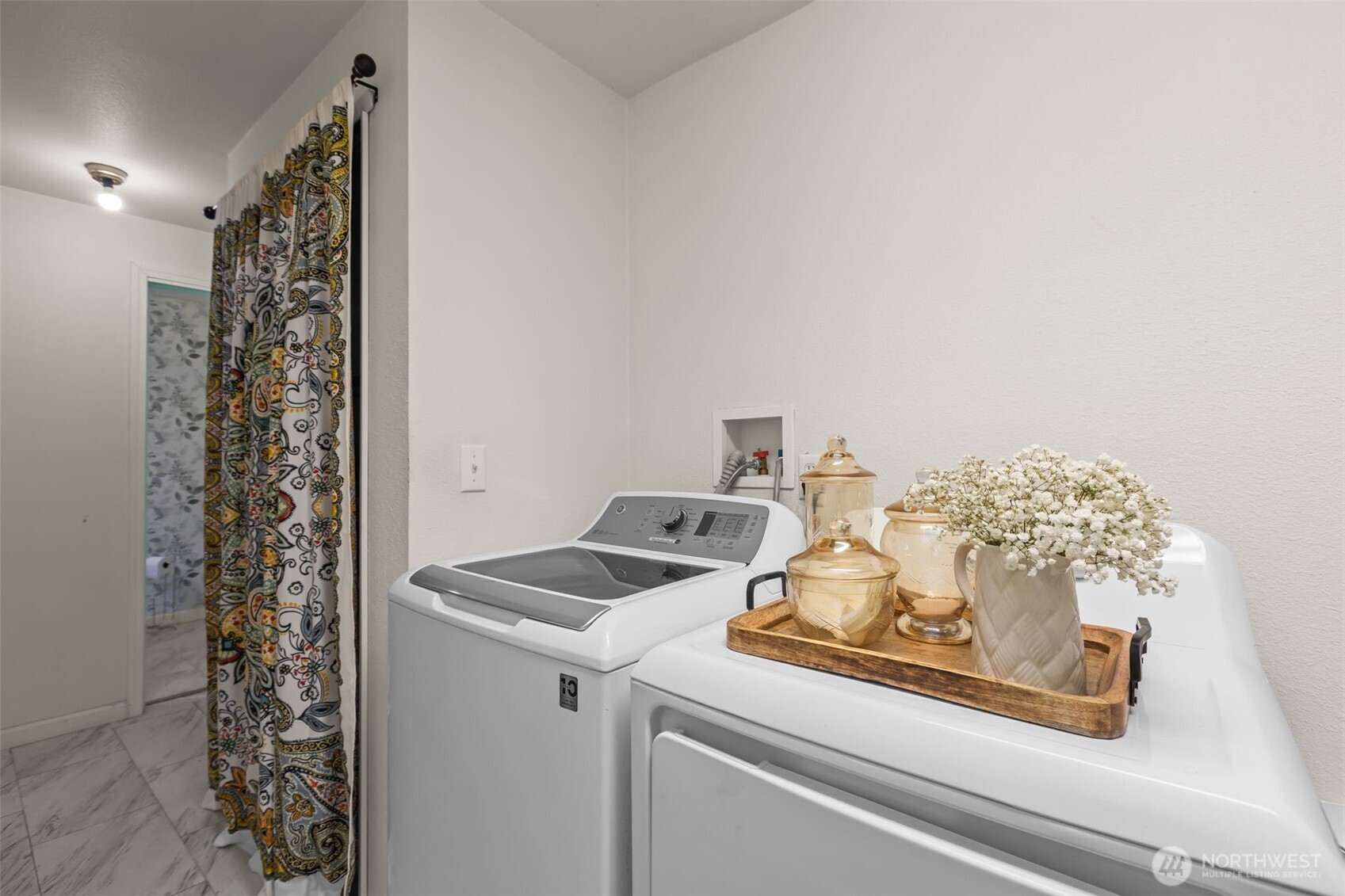 1073 Southwest 326th Street Federal Way, WA 98023 - Photo 18 of 31 a utility room with dryer and washer