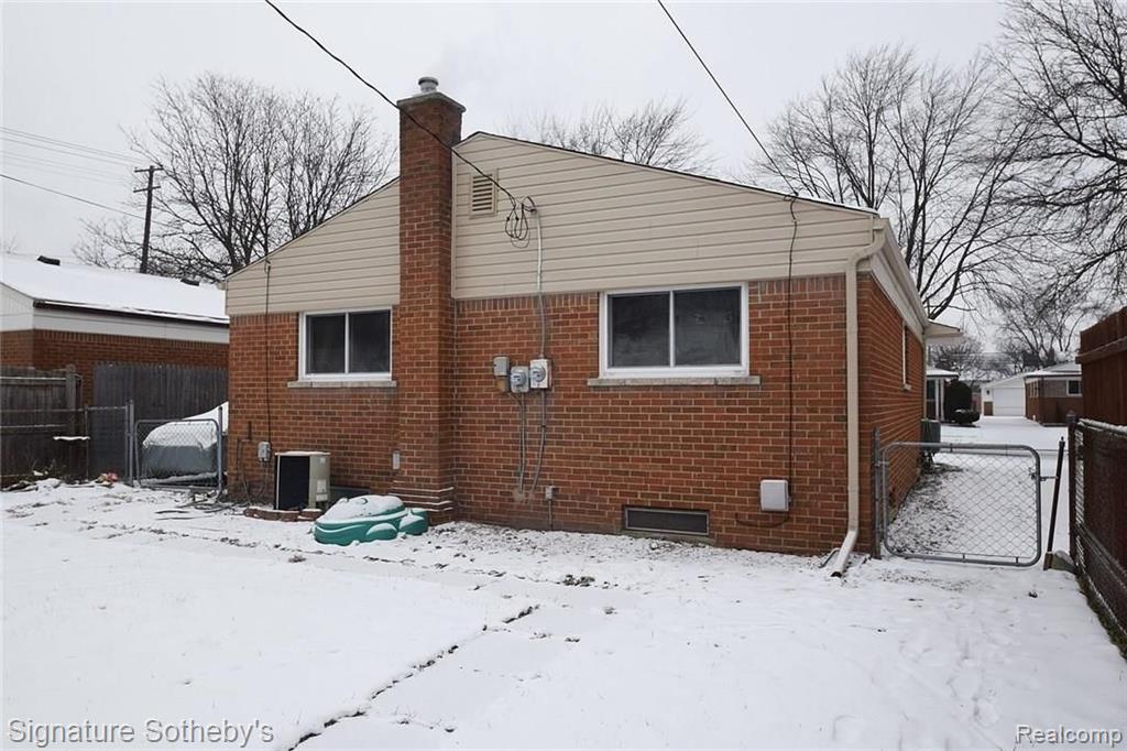 7526 Superior Street Center Line, MI 48015 - Photo 24 of 24