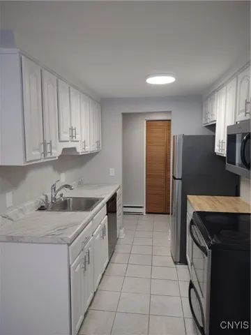 $1,950 | 153 Watertree Drive, De Witt, NY 13057