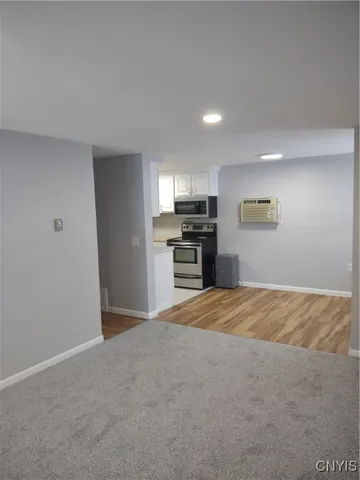 $1,950 | 153 Watertree Drive, De Witt, NY 13057