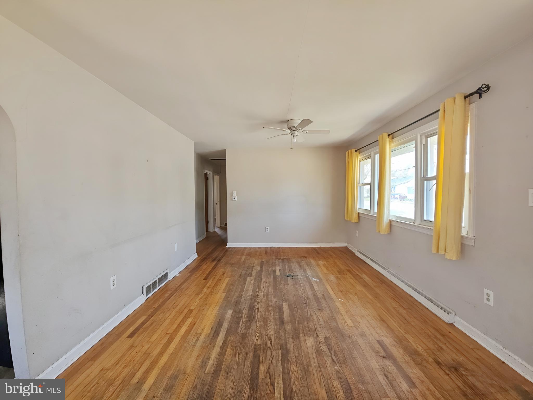 29 Harding Avenue Pennsville, NJ 08070 - Photo 5 of 13