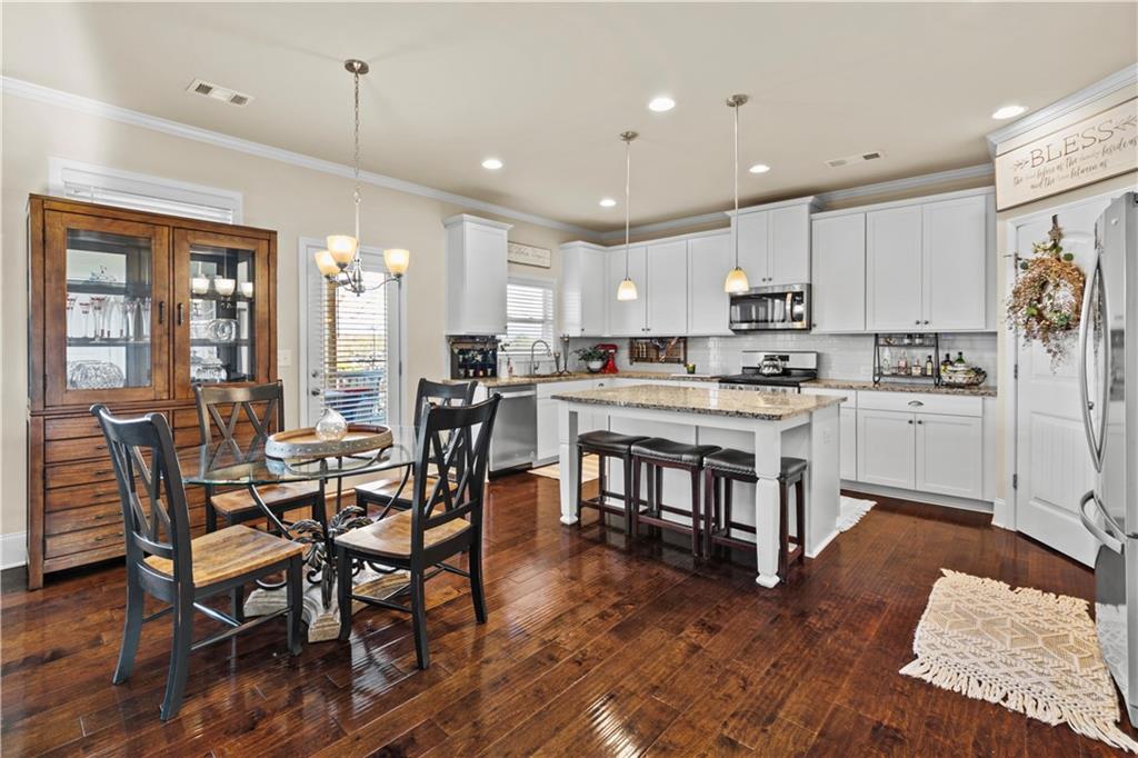 622 Little Bear Loop Canton, GA 30114 - Photo 11 of 47