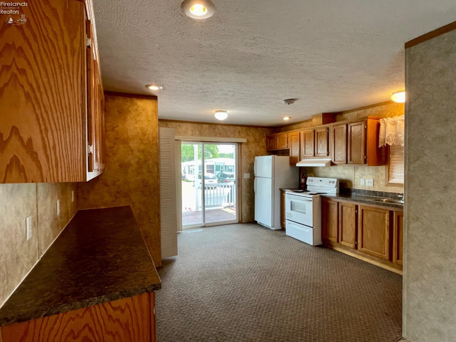 4012 Venice Road Sandusky, OH 44870 - Photo 8 of 23 Gallery Image 8