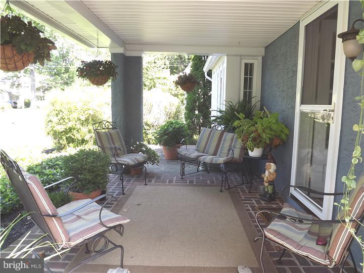 1151 Jericho Road Abington, PA 19001 - Photo 2 of 25 Porch