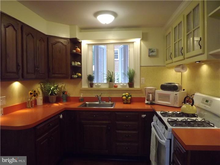 1151 Jericho Road Abington, PA 19001 - Photo 13 of 25 Kitchen