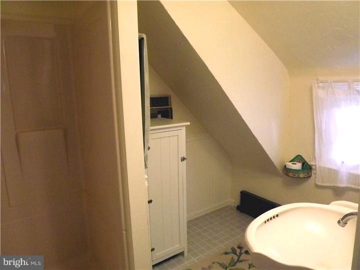 1151 Jericho Road Abington, PA 19001 - Photo 23 of 25 Bathroom