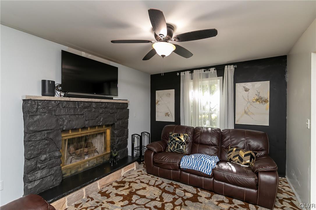211 Bindale Road Tamiment, PA 18371 - Photo 13 of 40 Gallery Image 13