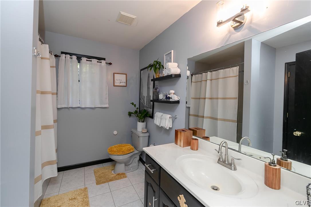 211 Bindale Road Tamiment, PA 18371 - Photo 19 of 40 Gallery Image 19