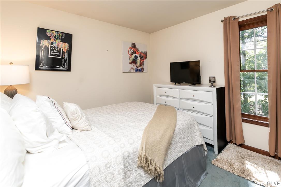 211 Bindale Road Tamiment, PA 18371 - Photo 21 of 40 Gallery Image 21