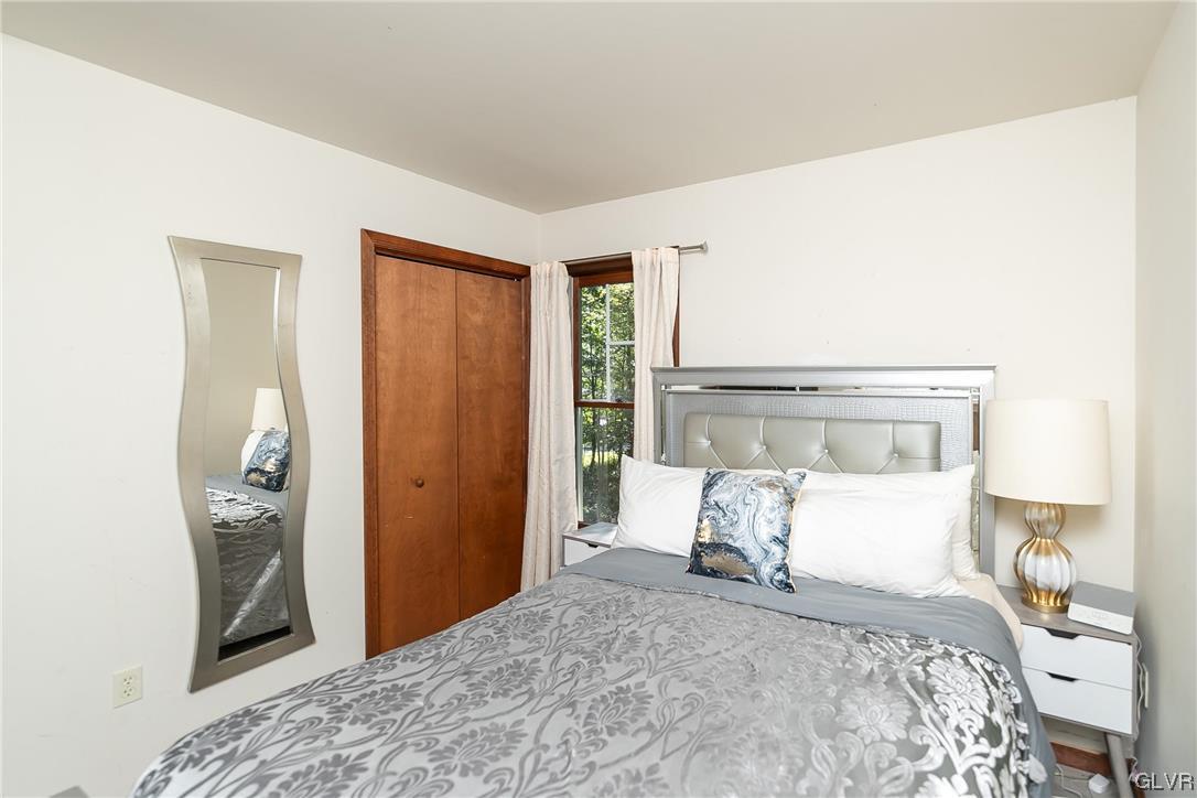 211 Bindale Road Tamiment, PA 18371 - Photo 23 of 40 Gallery Image 23
