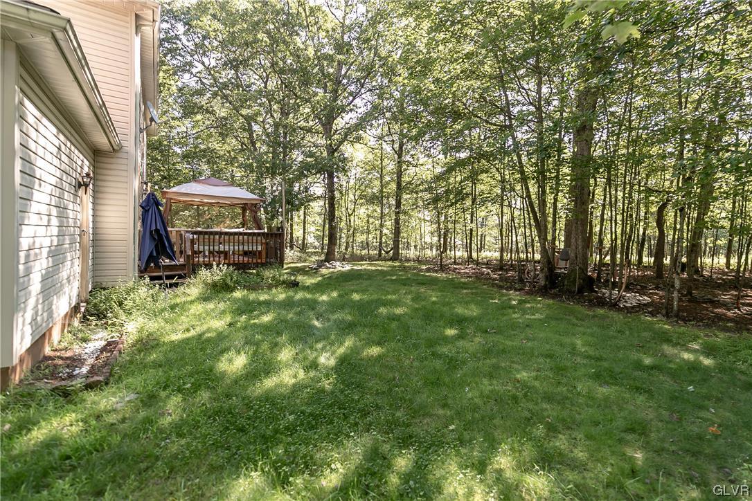 211 Bindale Road Tamiment, PA 18371 - Photo 34 of 40 Gallery Image 34
